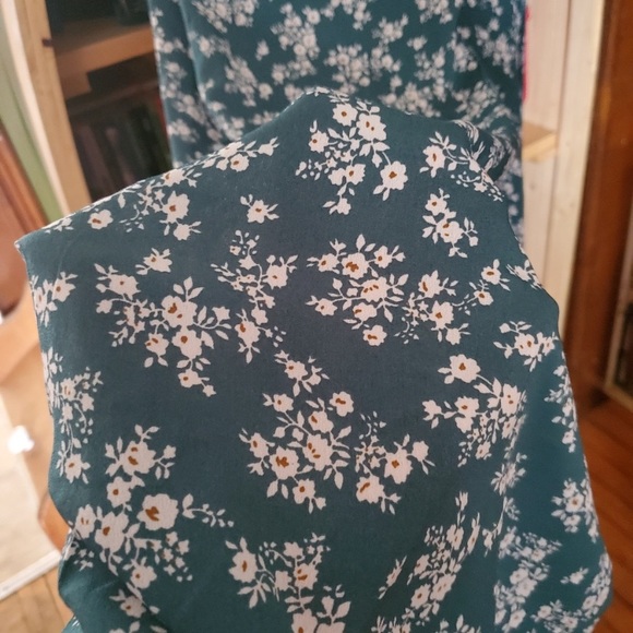 Fine floral print dress - Picture 4 of 5